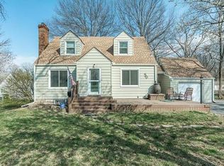 5631 Monrovia St, Shawnee, KS 66216