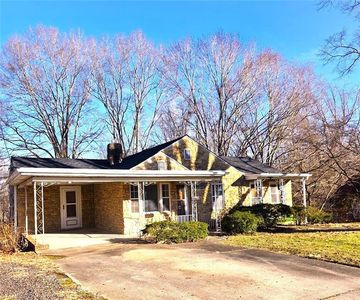 802 E Warren Ave, Eden, NC, 27288