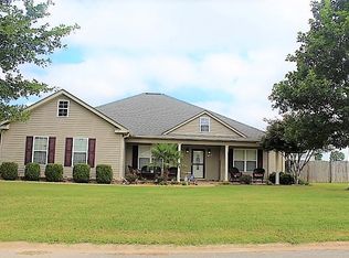 277 Scogin Dr, Tuscumbia, AL 35674