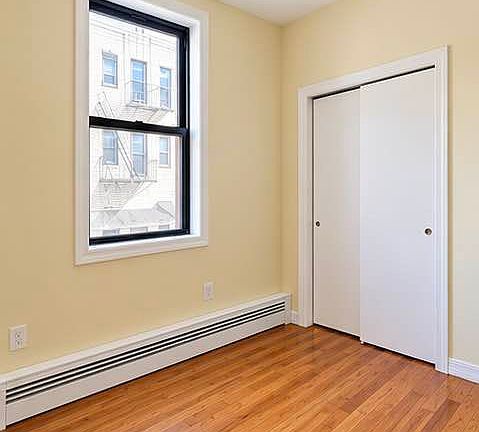 4th image of 184 Jackson St #2L