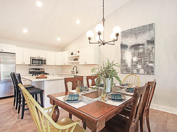 5th image of 13615 Legends View Ct #5GFDU4