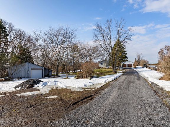 2nd image of 704 Wing Rd