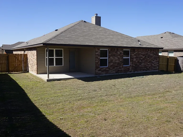 6500 Castle Gap Dr — Photo 15