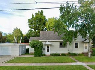 1854 Simpson St, Oshkosh, WI 54902