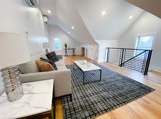 615 E 2nd St, Brooklyn, NY 11218