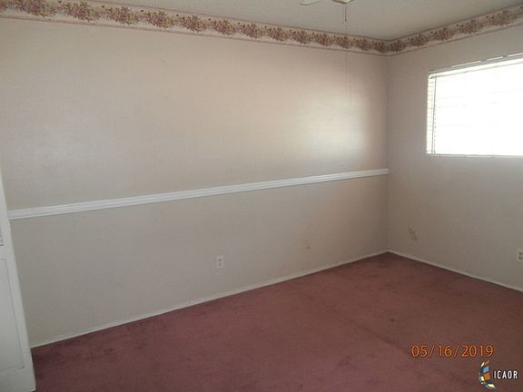 5th image of 2125 Woodside Dr