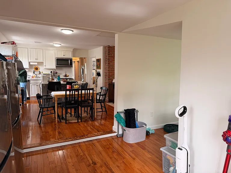 50 Raymond Ave — Photo 3