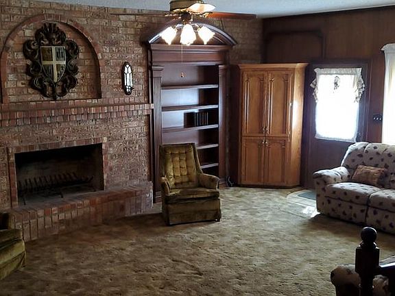 5th image of 566 County Road 304 E
