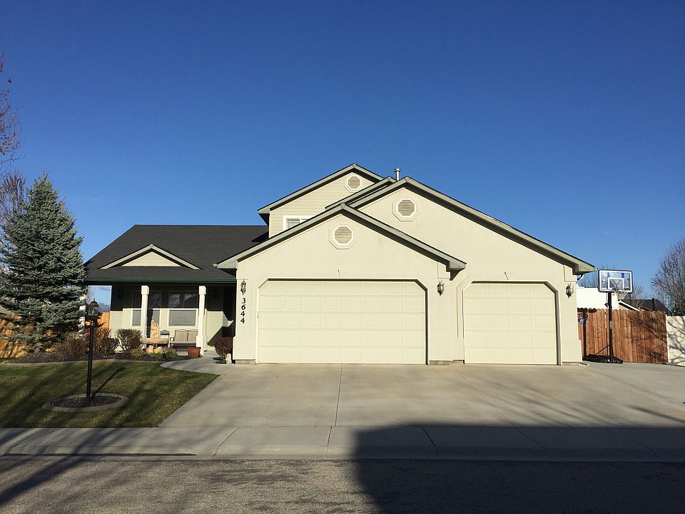 1st image of 3644 N Elsinore Way