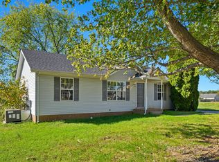 112 Waterford Dr, Oak Grove, KY 42262