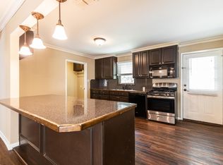 108 E McKinney St, Pilot Point, TX 76258