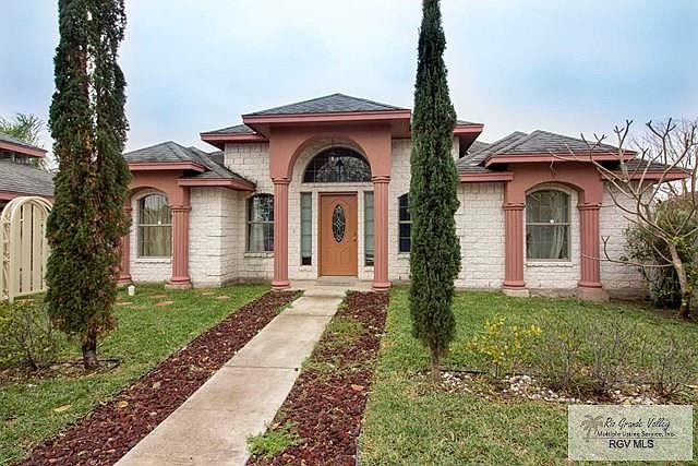 1st image of 2626 Cottage Dr