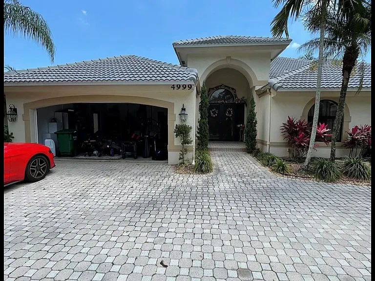 4999 Chardonnay Dr — Photo 9