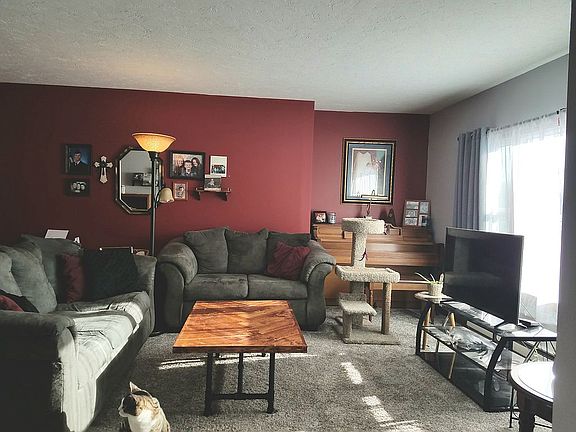 2nd image of 315 Birchwood Dr