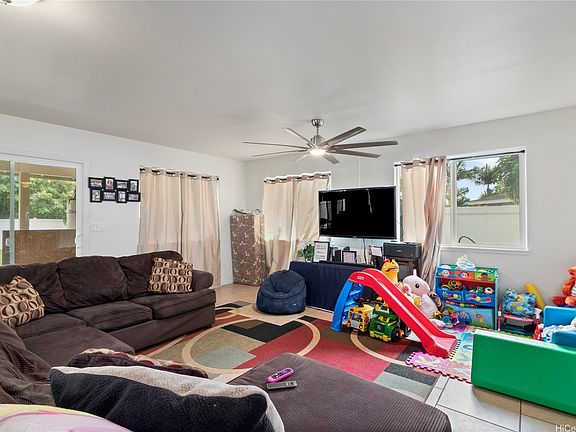 3rd image of 84-621 Ala Mahiku St #28