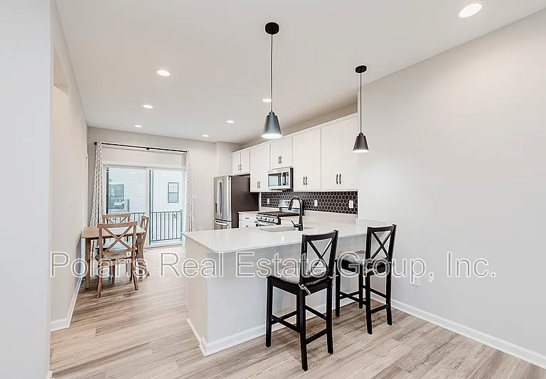4321 Barrel Ln — Photo 11