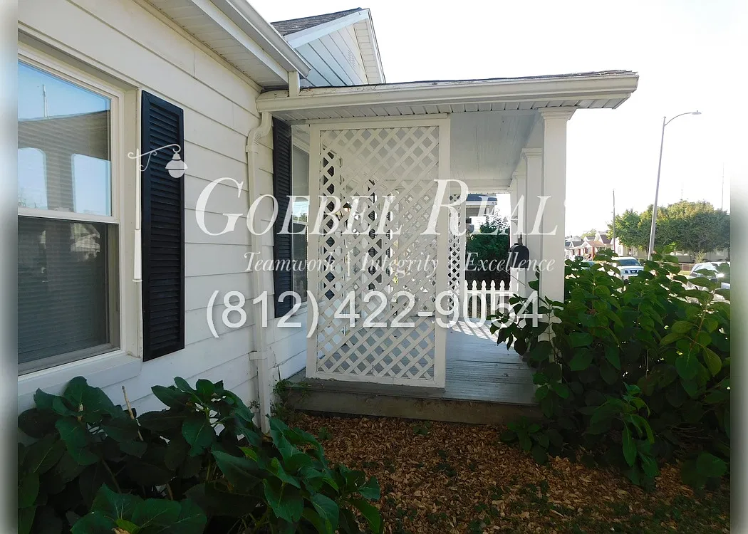 2 bed, 1230 sqft, $1,050 — Photo 2
