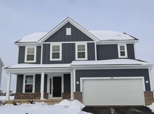 68 Banyan Dr, Lewis Center, OH 43035