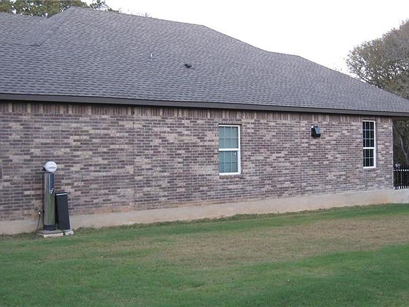 3rd image of 109 Deep Woods Ct