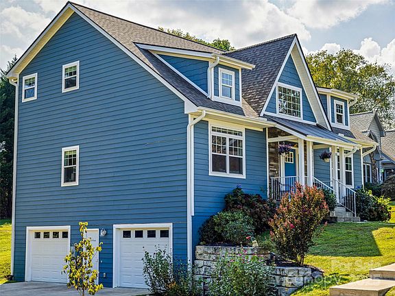 2nd image of 10 Warbler Dr