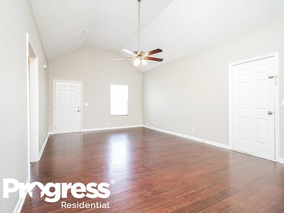 3rd image of 2710 Apostle Ln