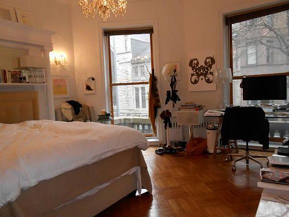 5th image of 305 W 91st St APT 2