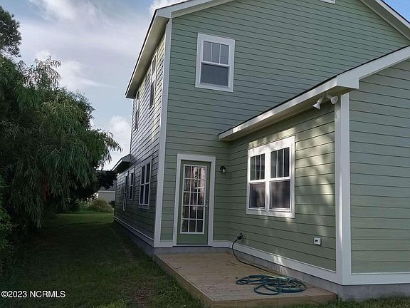 3rd image of 201 Taylorwood Drive