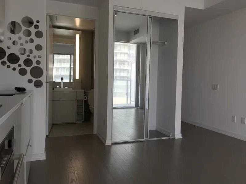 2nd image of 101 Peter St #1402