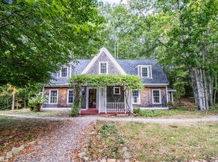 10 Sandalwood Rd, Belfast, ME 04915