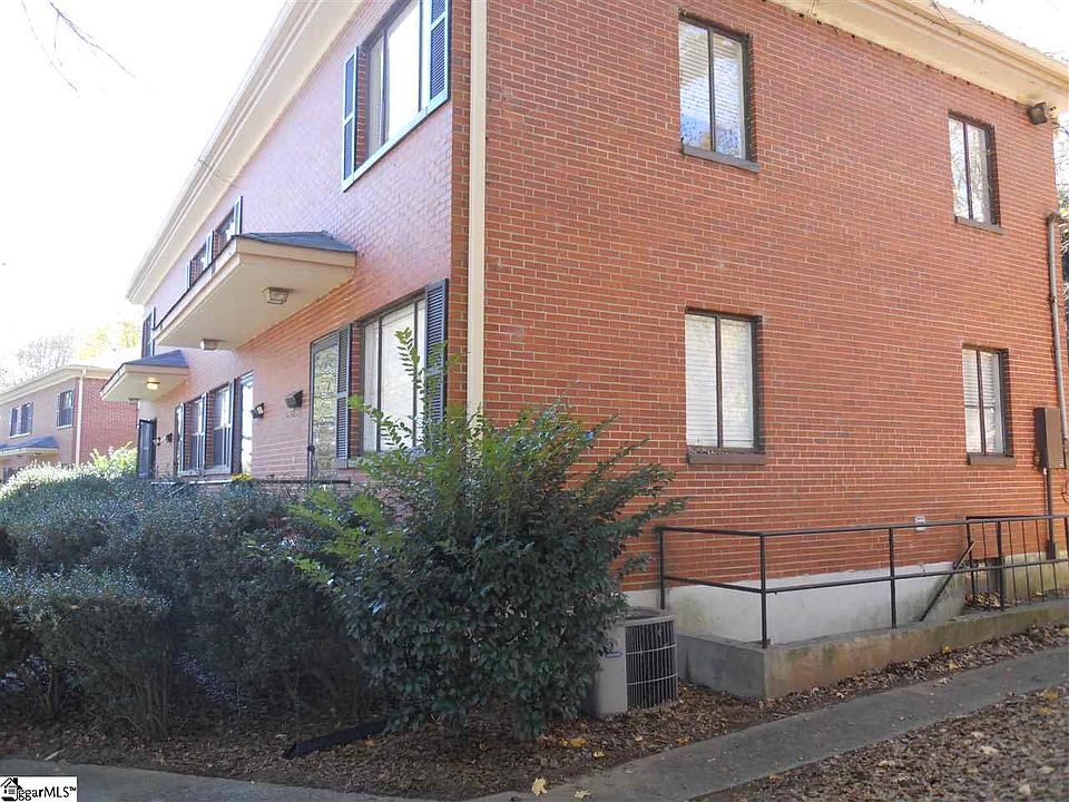 2nd image of 44 Faris Cir