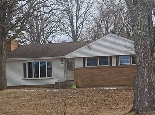 480 NE 1st Ave, Cohasset, MN 55721