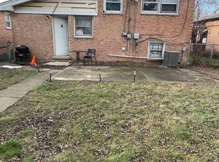 15931 Vine Ave, Harvey, IL 60426