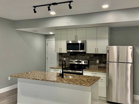 3rd image of 1816 Germantown Ave #2-C