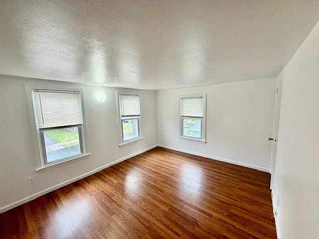 837 Washington Ave #2 — Photo 2