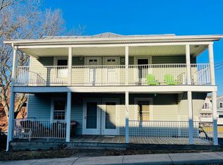 126 N Central St APT 2, Broadway, VA 22815