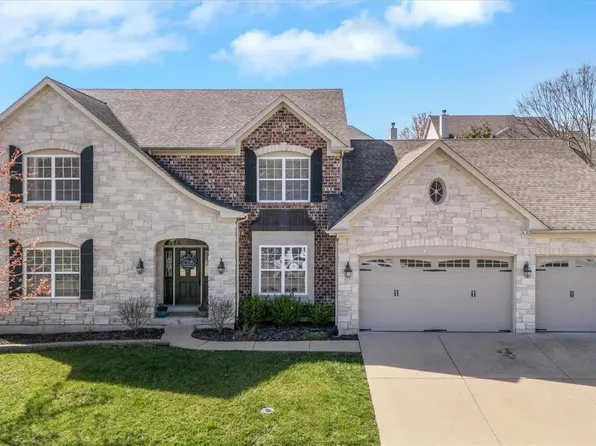 1327 Legacy Pointe Ln, Fenton, MO 63026