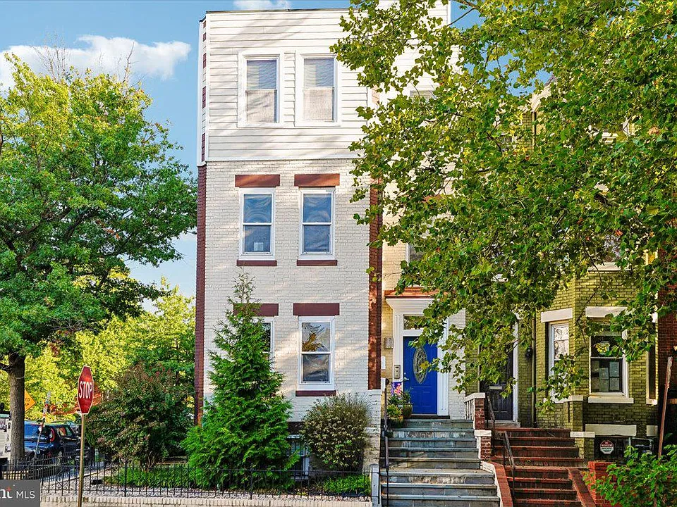 161 Randolph Pl NW #1