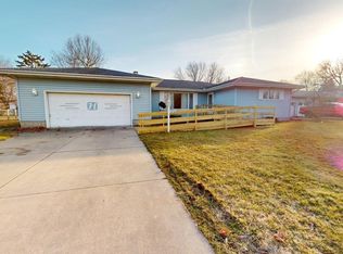 5620 Debra Dr, Castalia, OH 44824