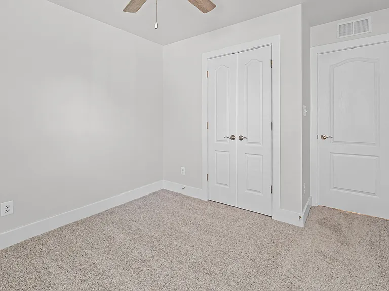 112 Rose Ct — Photo 22