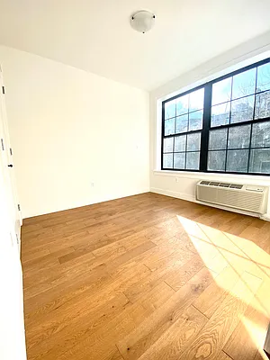 Rented by Oxford Property Group | media 10