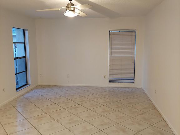 2nd image of 2726 Willowgate Ave