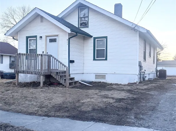 811 W 5th St S, Newton, IA 50208