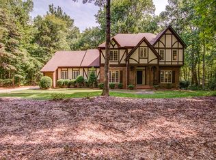 3318 Plantation Rd, Charlotte, NC 28270