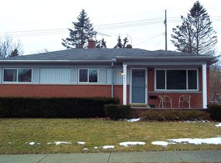201 Noble St, Milford, MI 48381