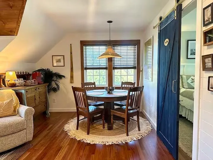 1 bed, 672 sqft, $2,200 — Photo 4