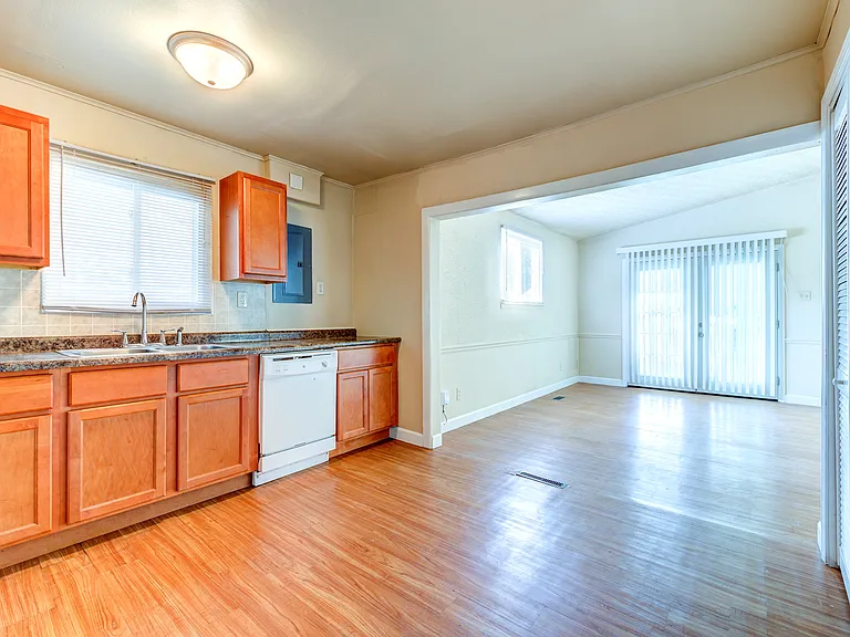 11215 Saint Damian Dr — Photo 10