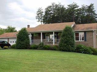 460 Stonybrook Rd, Wirtz, VA 24184