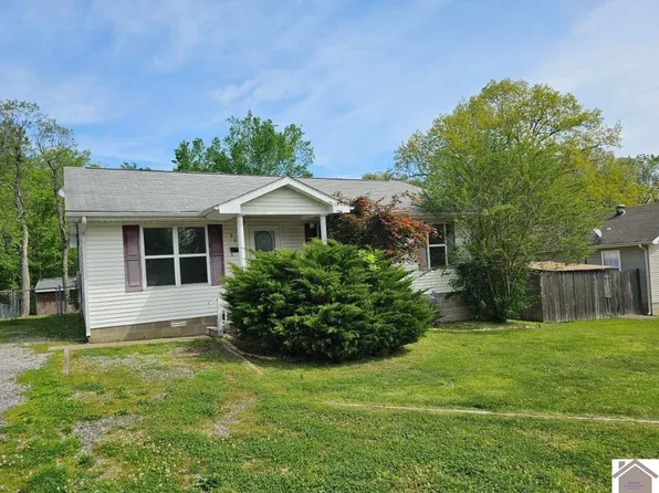 302 W 15th St, Benton, KY 42025