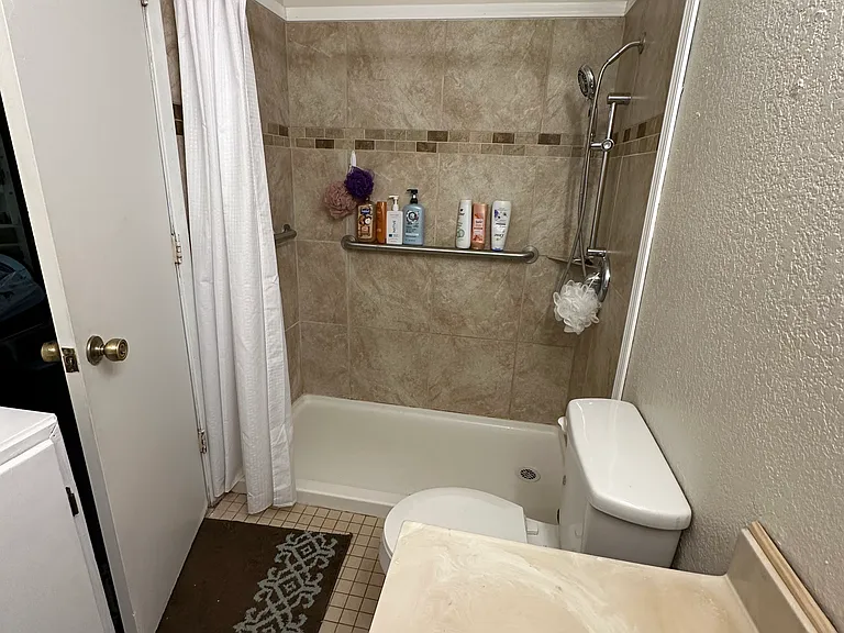 107 Spring Rd — Photo 16