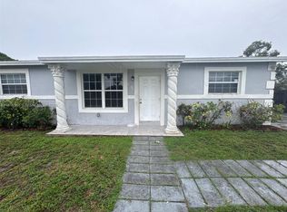 2560 NW 206th St, Miami Gardens, FL 33056